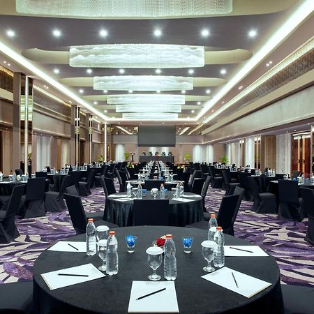 Platinum Hotel Tunjungan Surabaya Kültér fotó