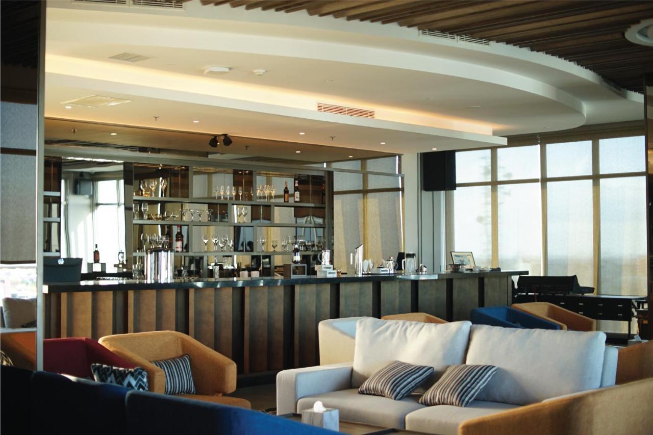 Platinum Hotel Tunjungan Surabaya Kültér fotó