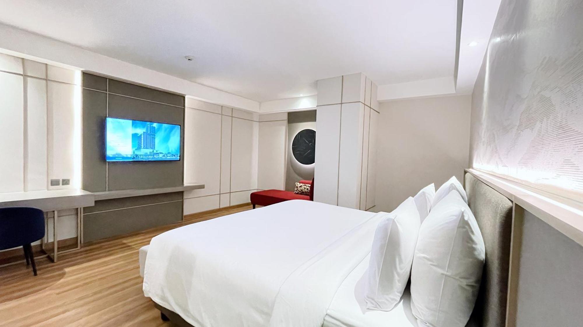 Platinum Hotel Tunjungan Surabaya Kültér fotó