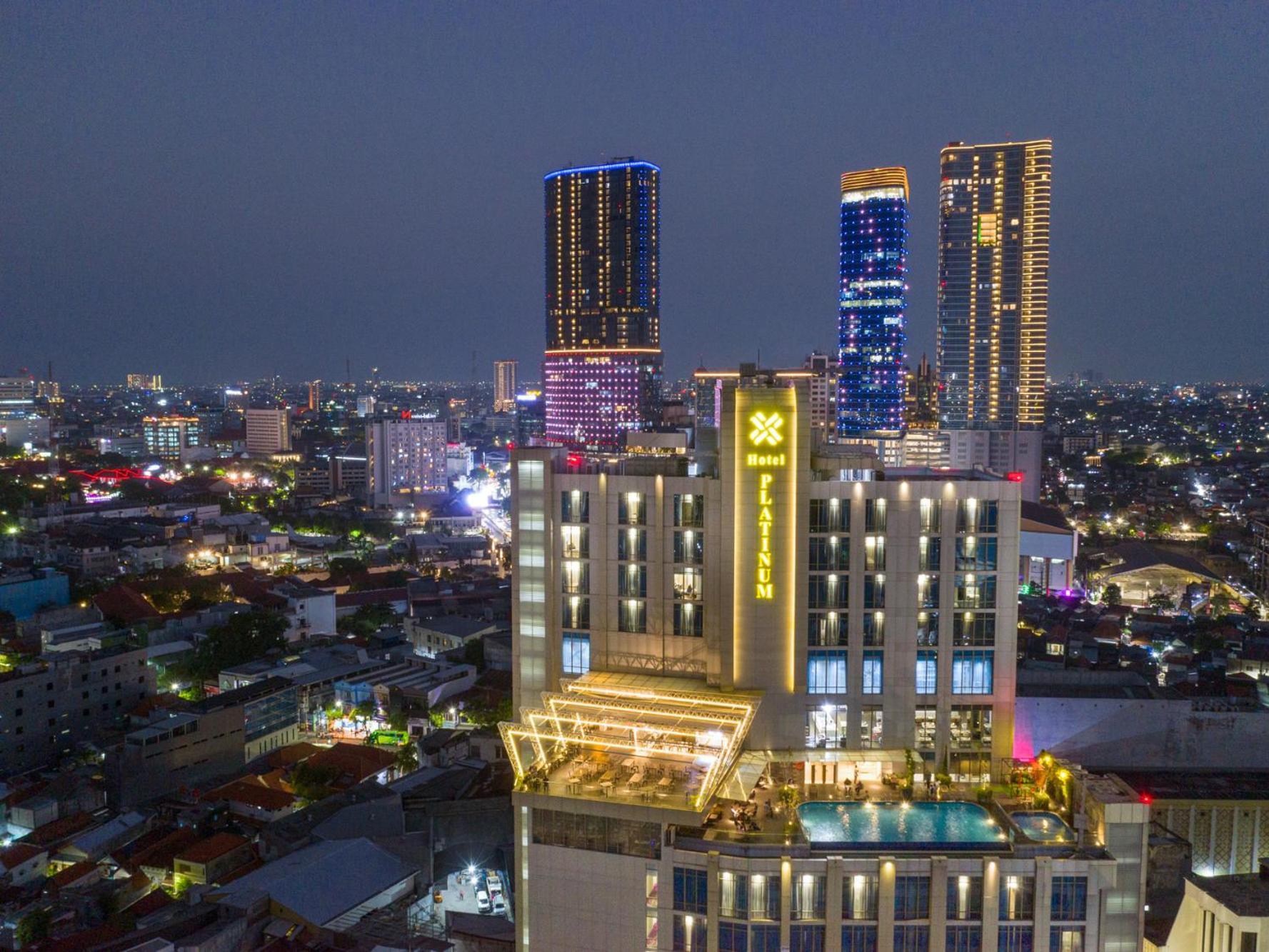 Platinum Hotel Tunjungan Surabaya Kültér fotó